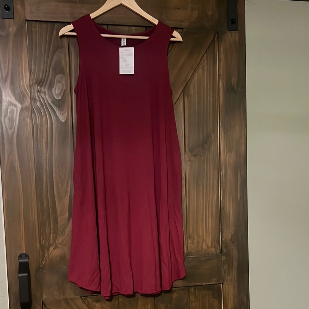 Sleeveless Burgundy Dress